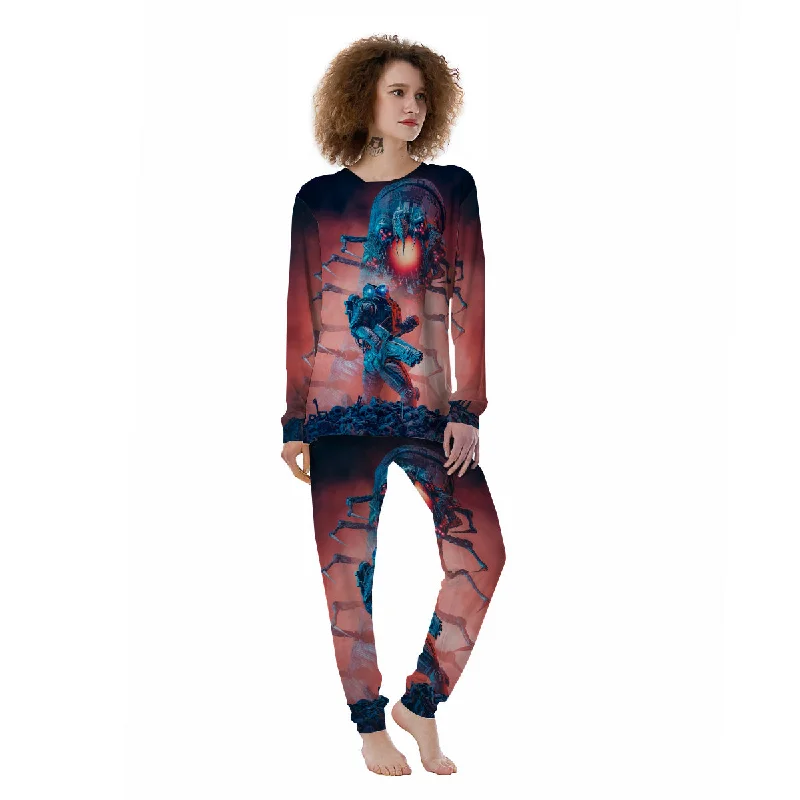 Hunting Alien Worm Print Women's Pajamas