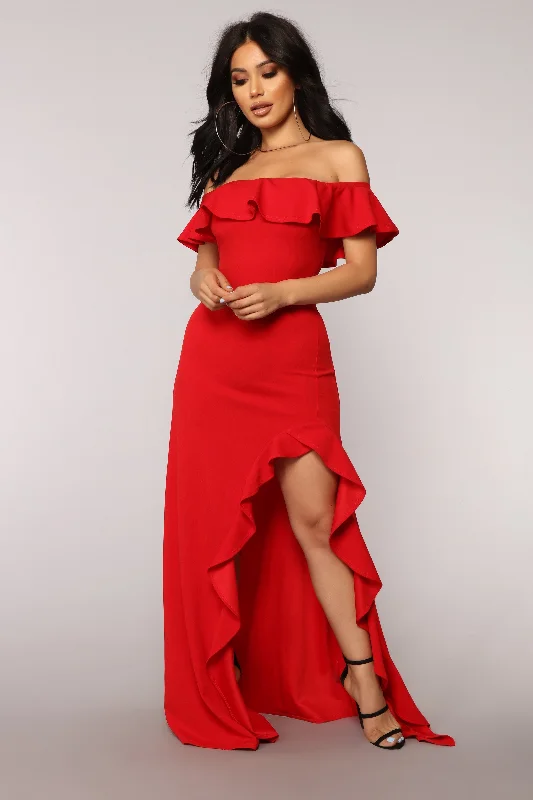 Chasin' Love Ruffle Dress - Red