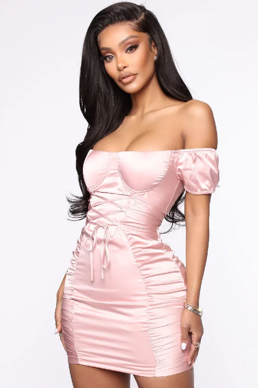 Couldn't Look Away Dress - Pink