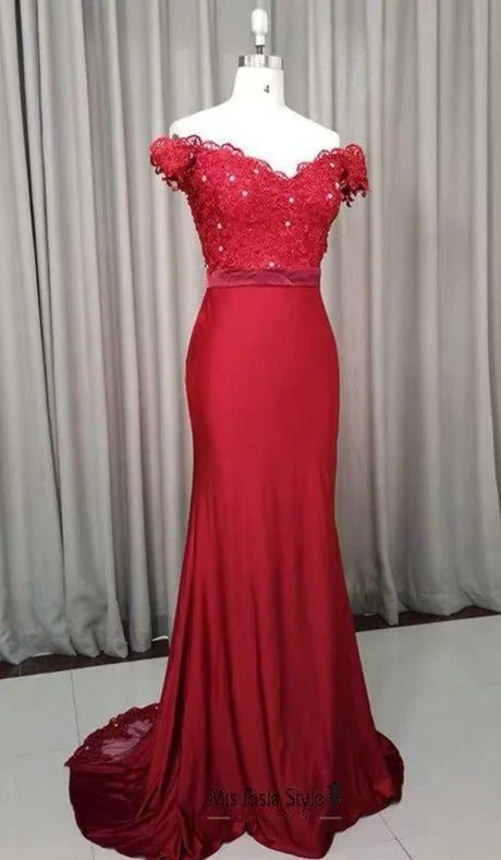 Fitted Off Shoulder Sleeve Deep Red Prom Dress