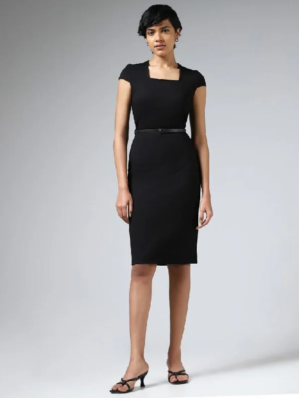 Wardrobe Solid Black Dress With Belt