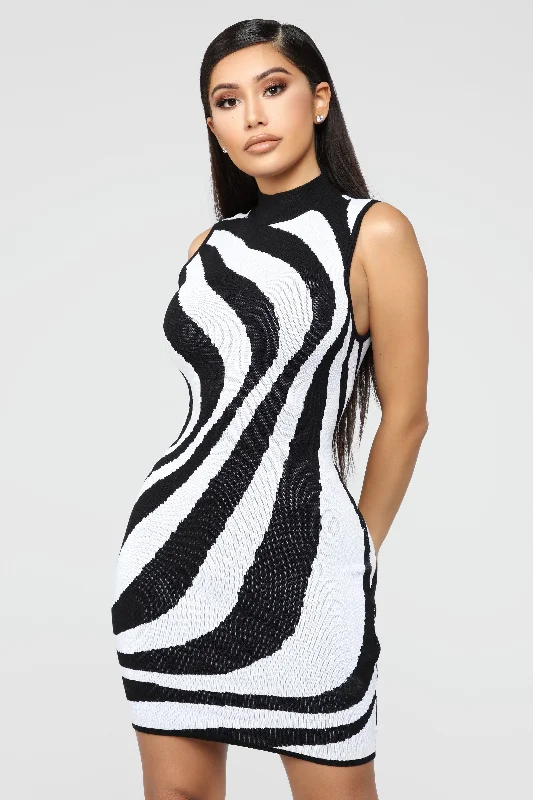 Wild Imagination Zebra Dress - Black/White