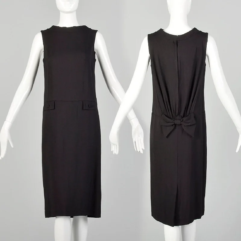 XS 1960s Sleeveless Mod Little Black Shift Dress